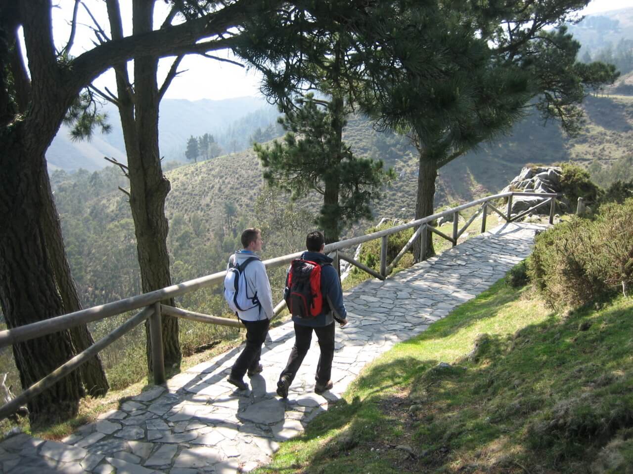 Escaleras al mirador del Fito